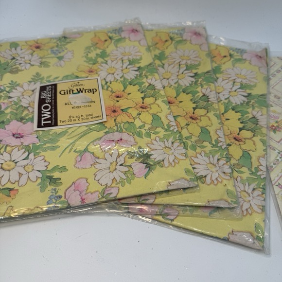 Gibson Gift Wrap 6 Packs Yellow Lilly Flowers Floral Easter Baby Shower New VTG - Picture 3 of 9